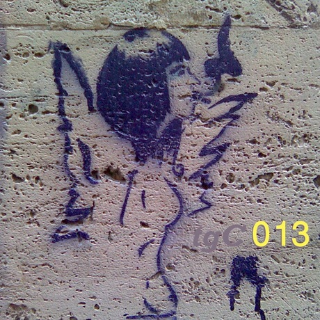 460>_3710944